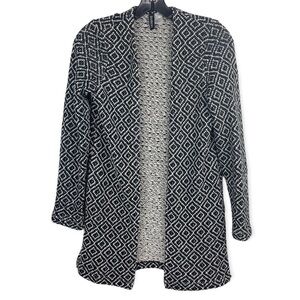DIVIDED Soft Geometric Print B&W Cardigan